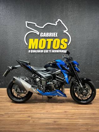 SUZUKI GSX-S750A 